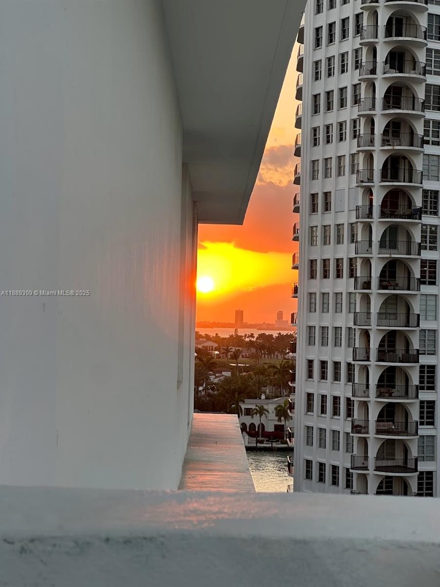 THE PAVILION CONDO - Residential