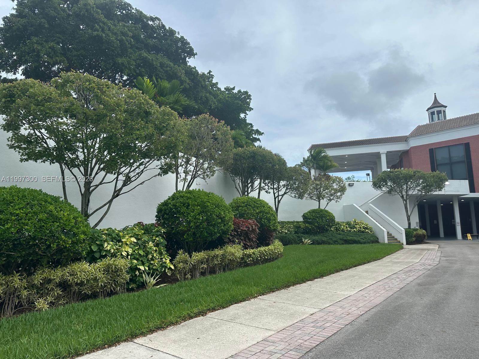 WESTBURY J CONDO - Residential