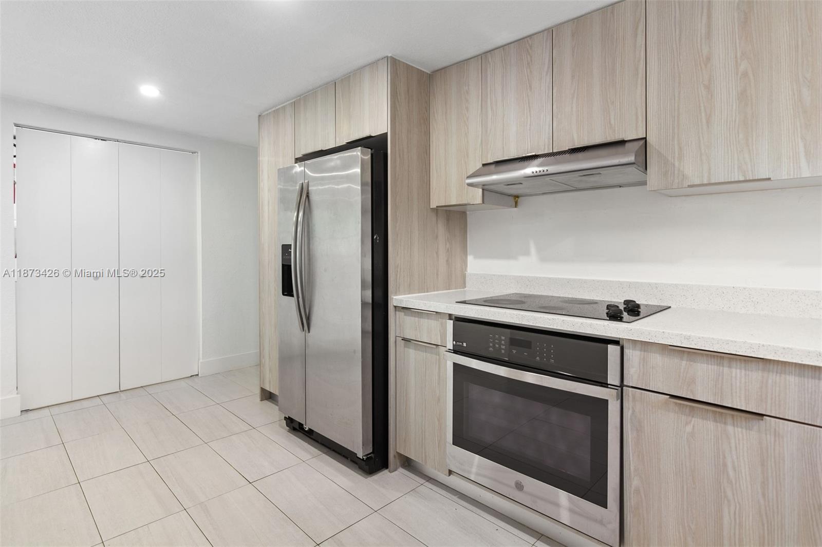 BROADVIEW PARK - Residential