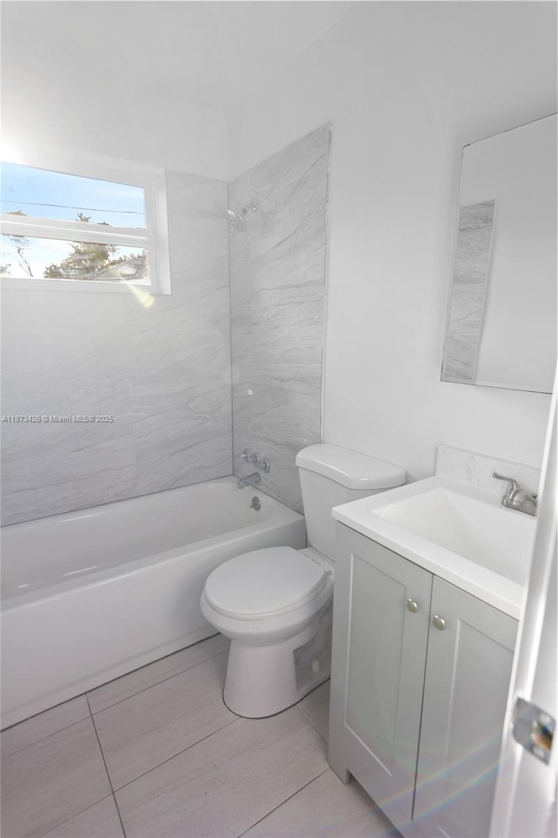 BROADVIEW PARK - Residential