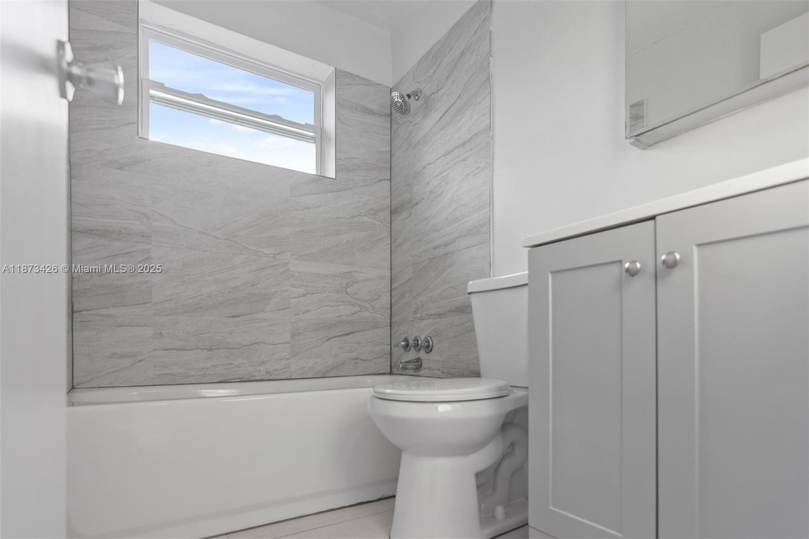 BROADVIEW PARK - Residential