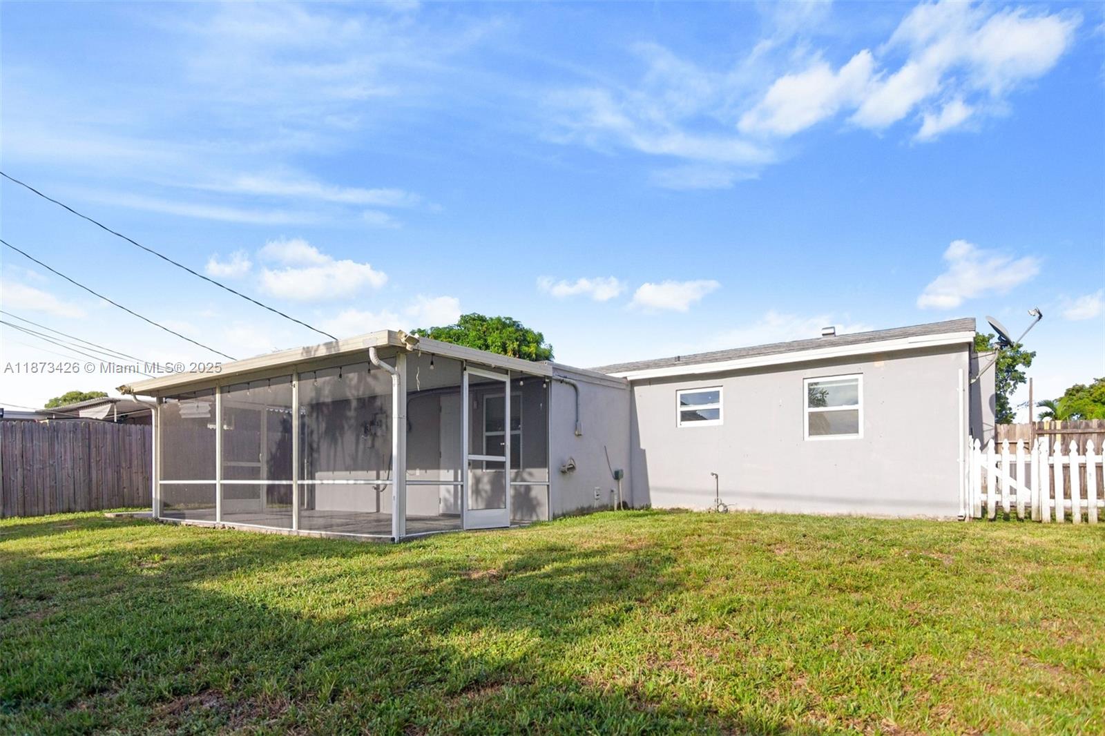 BROADVIEW PARK - Residential