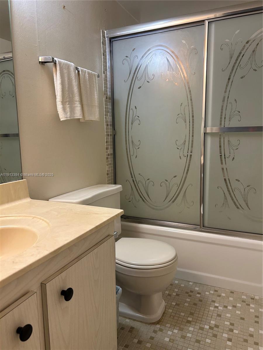 OAKBROOK II CONDO - Residential