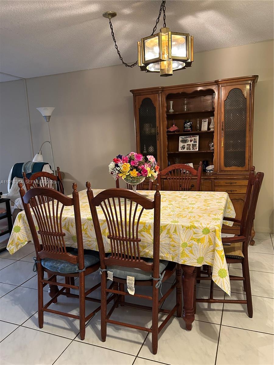 OAKBROOK II CONDO - Residential