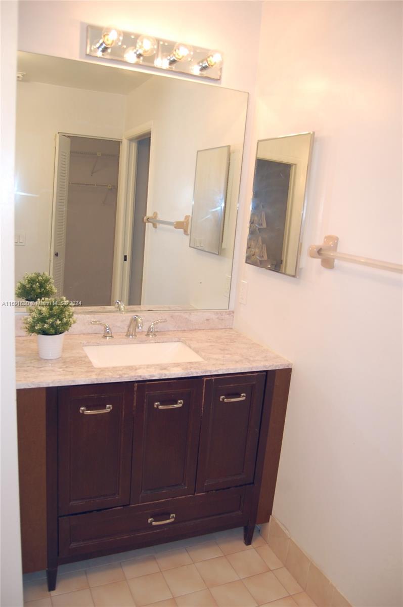 POINCIANA AT SUNSET - Residential Lease