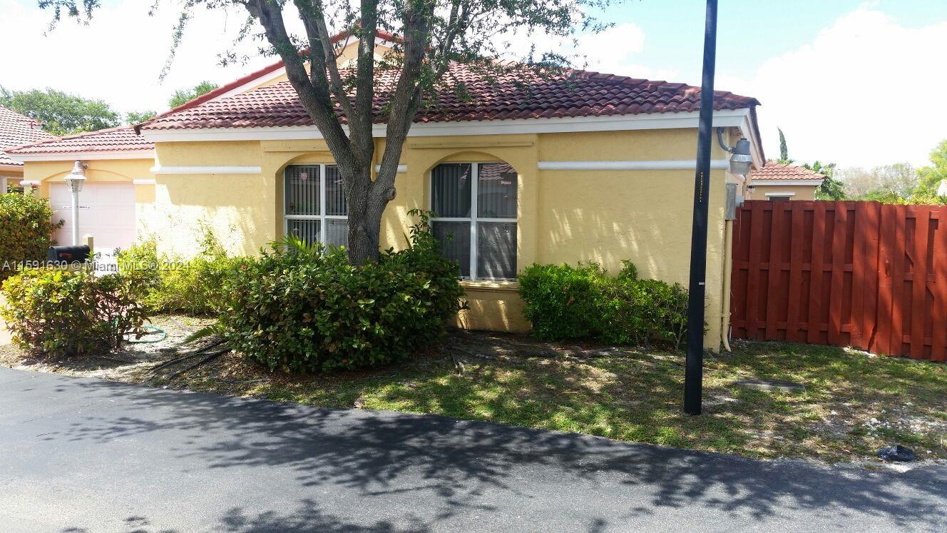 POINCIANA AT SUNSET - Residential Lease