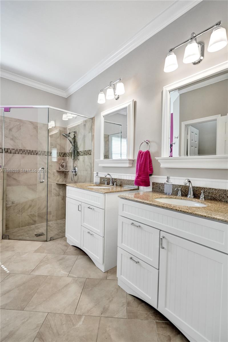 COCOBAY - Residential