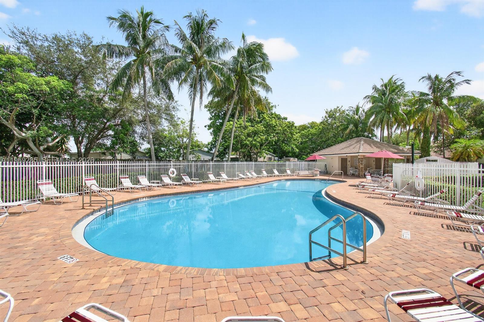 COCOBAY - Residential