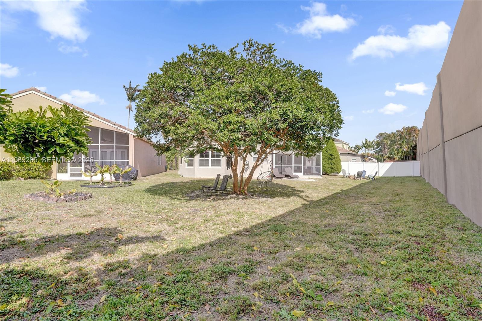 COCOBAY - Residential