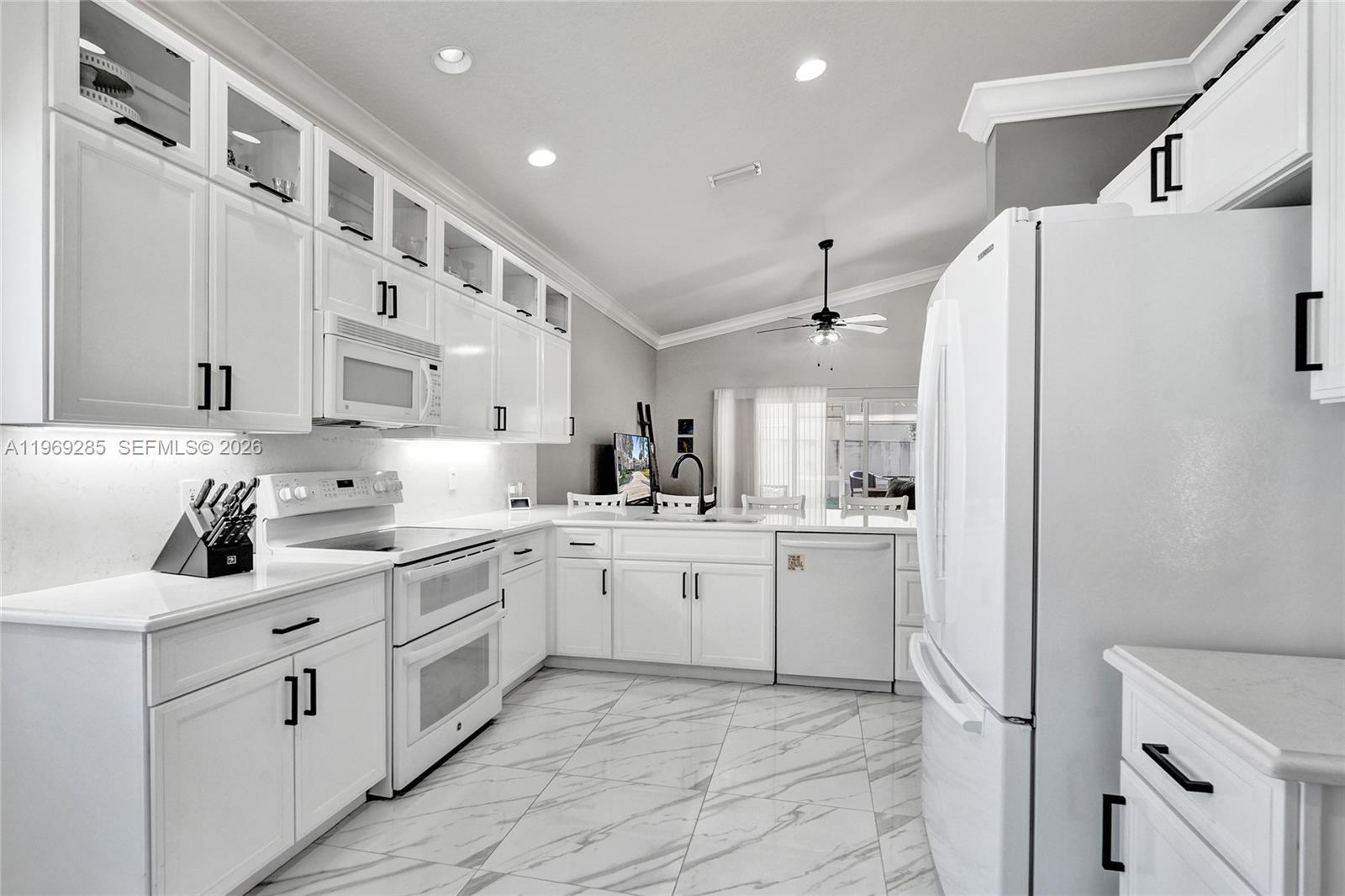 COCOBAY - Residential