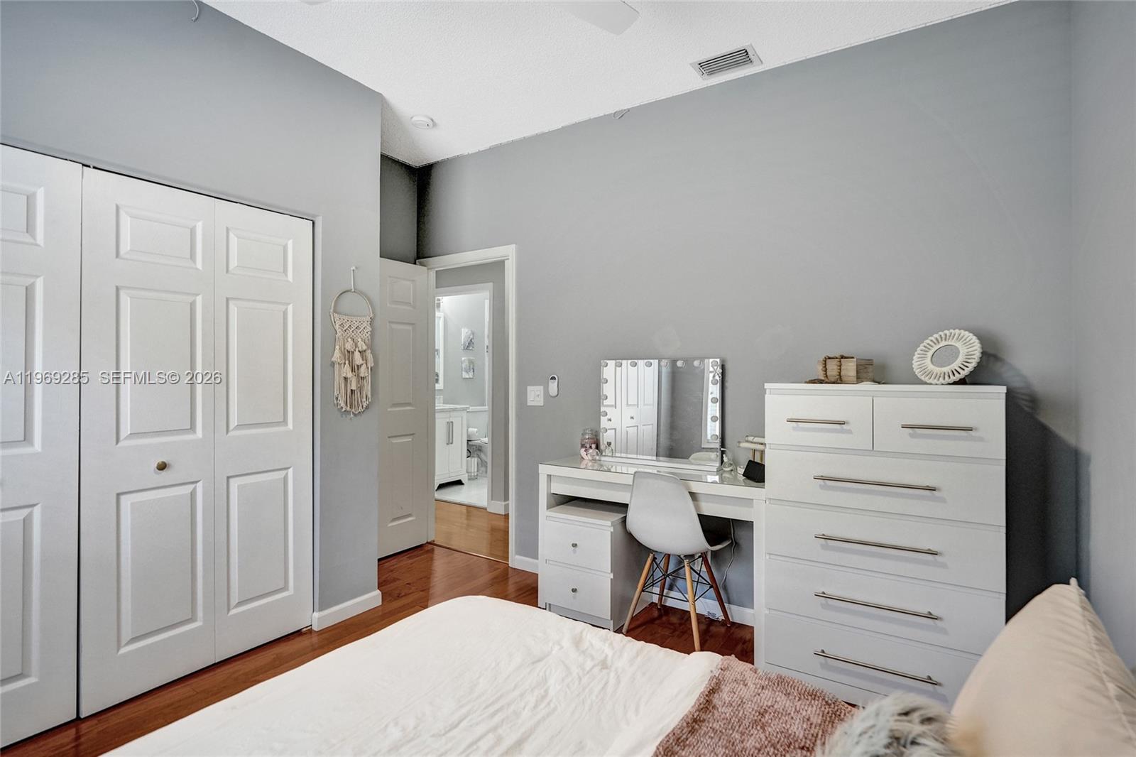 COCOBAY - Residential