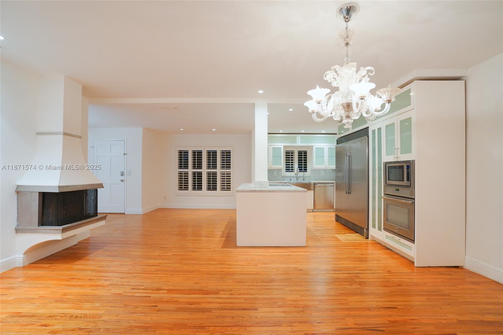 TROPICAL ISLE HOMES SUB 3 - Residential Lease