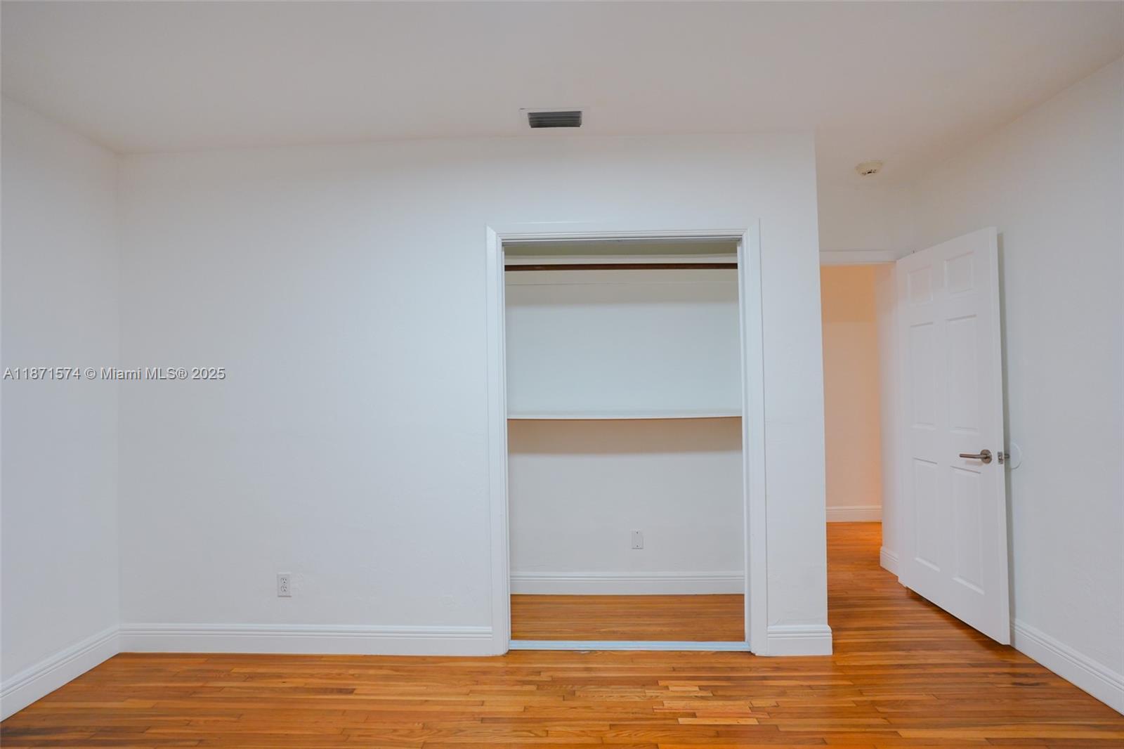 TROPICAL ISLE HOMES SUB 3 - Residential Lease