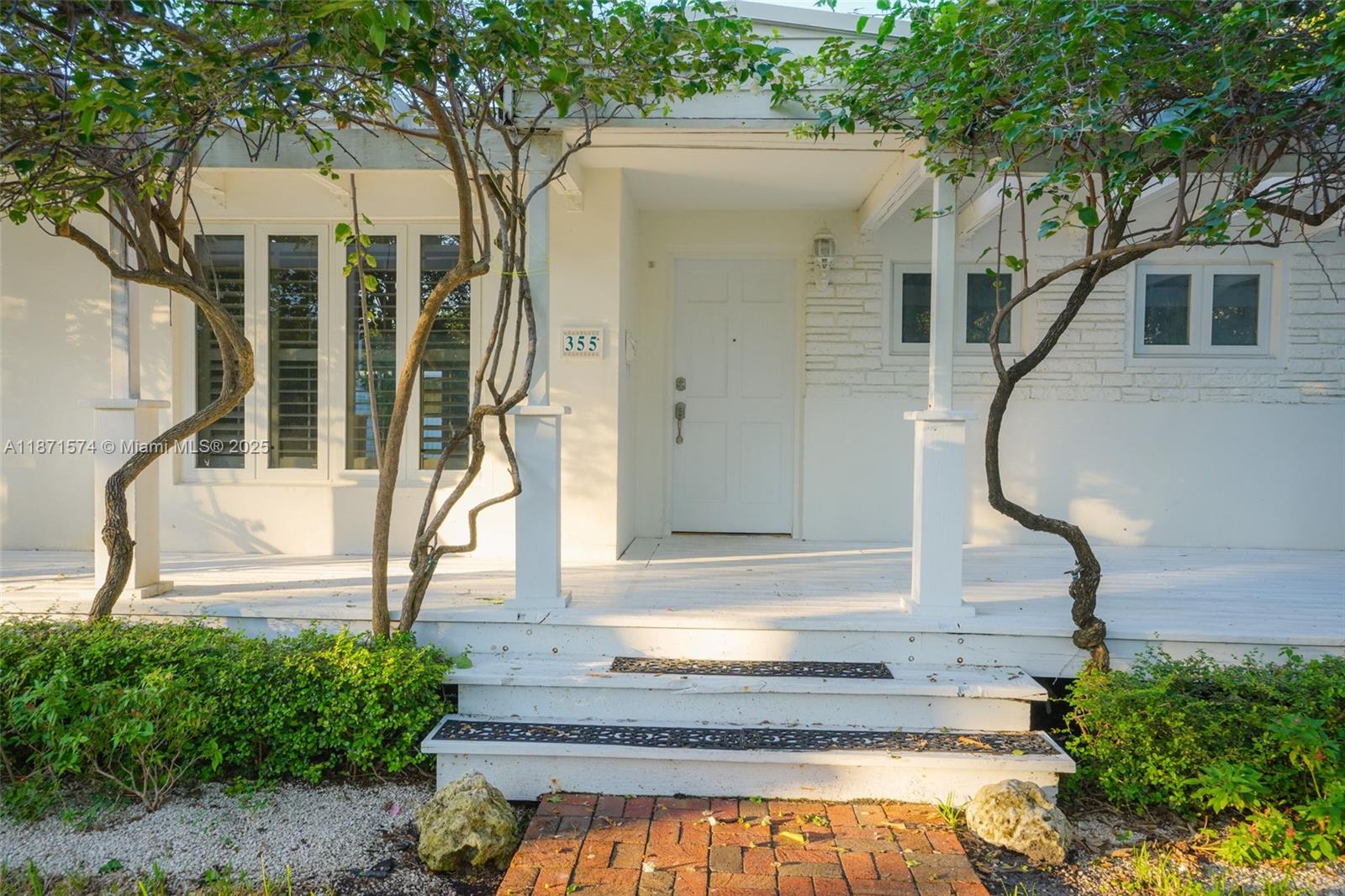 TROPICAL ISLE HOMES SUB 3 - Residential Lease