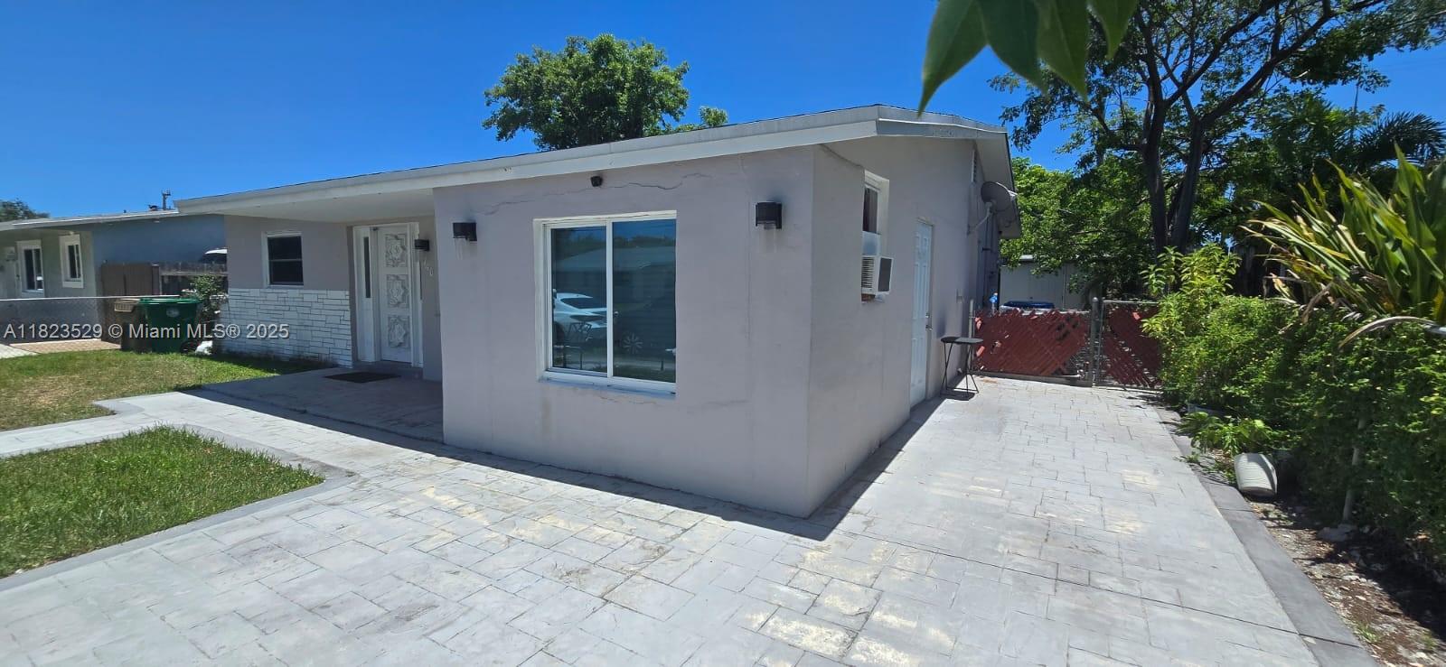 DRIFTWOOD ESTATES NO 10 - Residential
