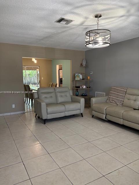 DRIFTWOOD ESTATES NO 10 - Residential