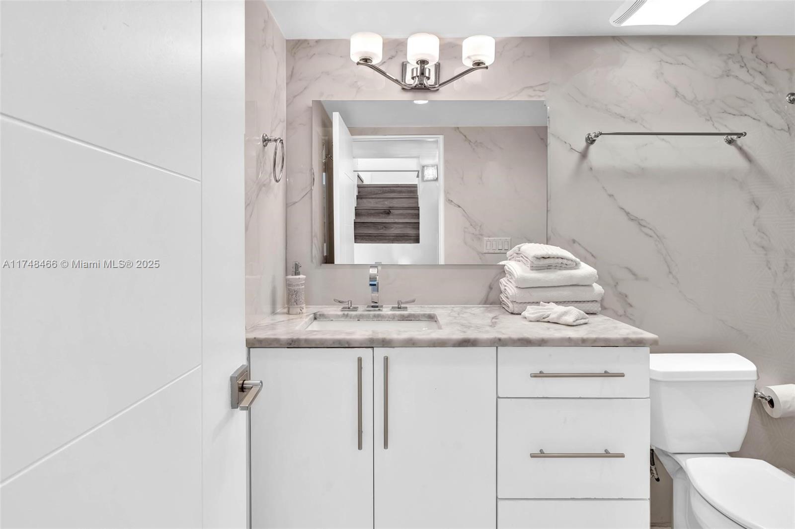 SNUG HARBOR - Residential