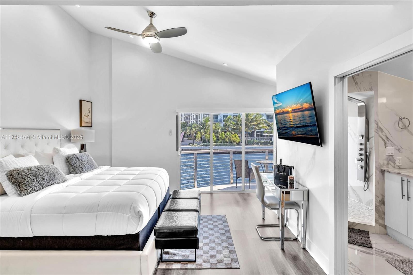 SNUG HARBOR - Residential