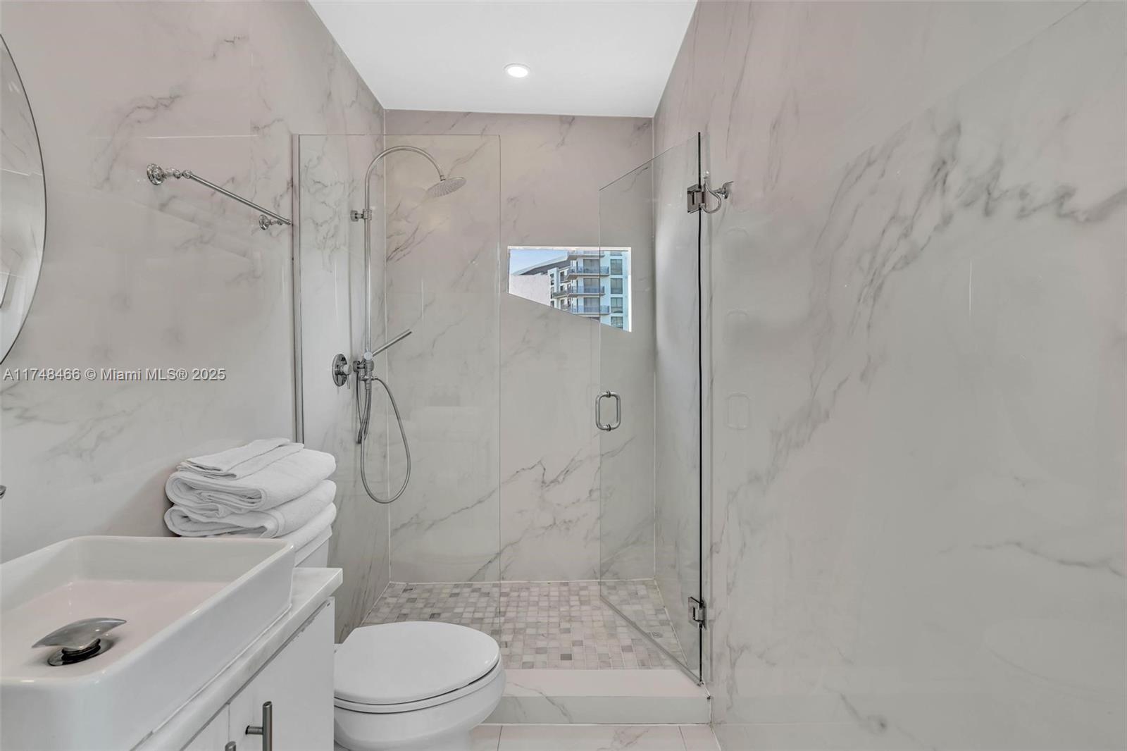 SNUG HARBOR - Residential