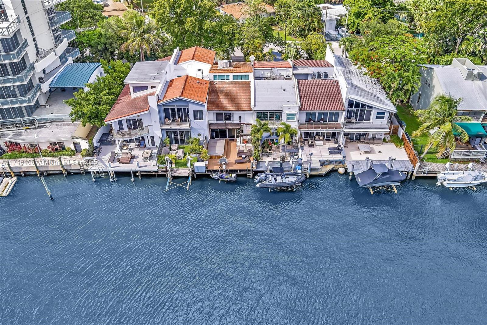 SNUG HARBOR - Residential