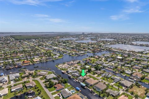 4927 SW 2nd Ave Cape Coral FL 33914