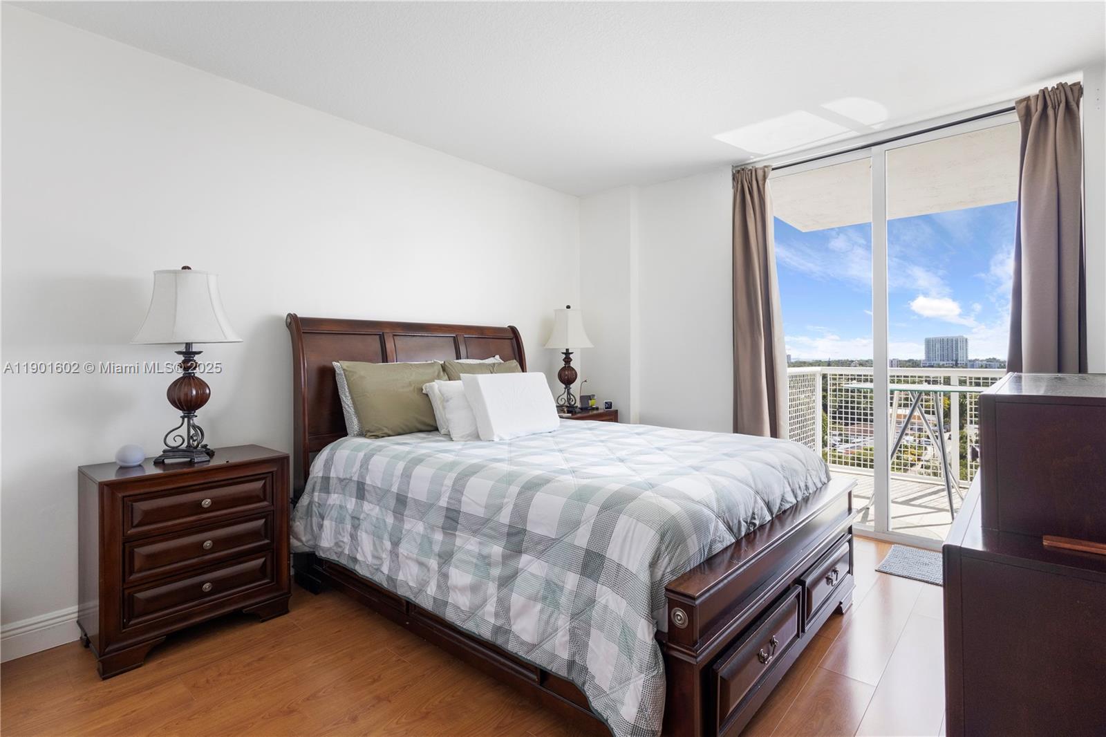 BRICKELL VISTA CONDO - Residential