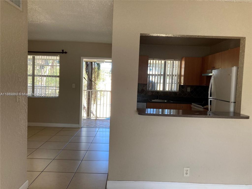 Photo of 4831 9 DR #4831, Plantation, FL 33317 (MLS # A11689282)