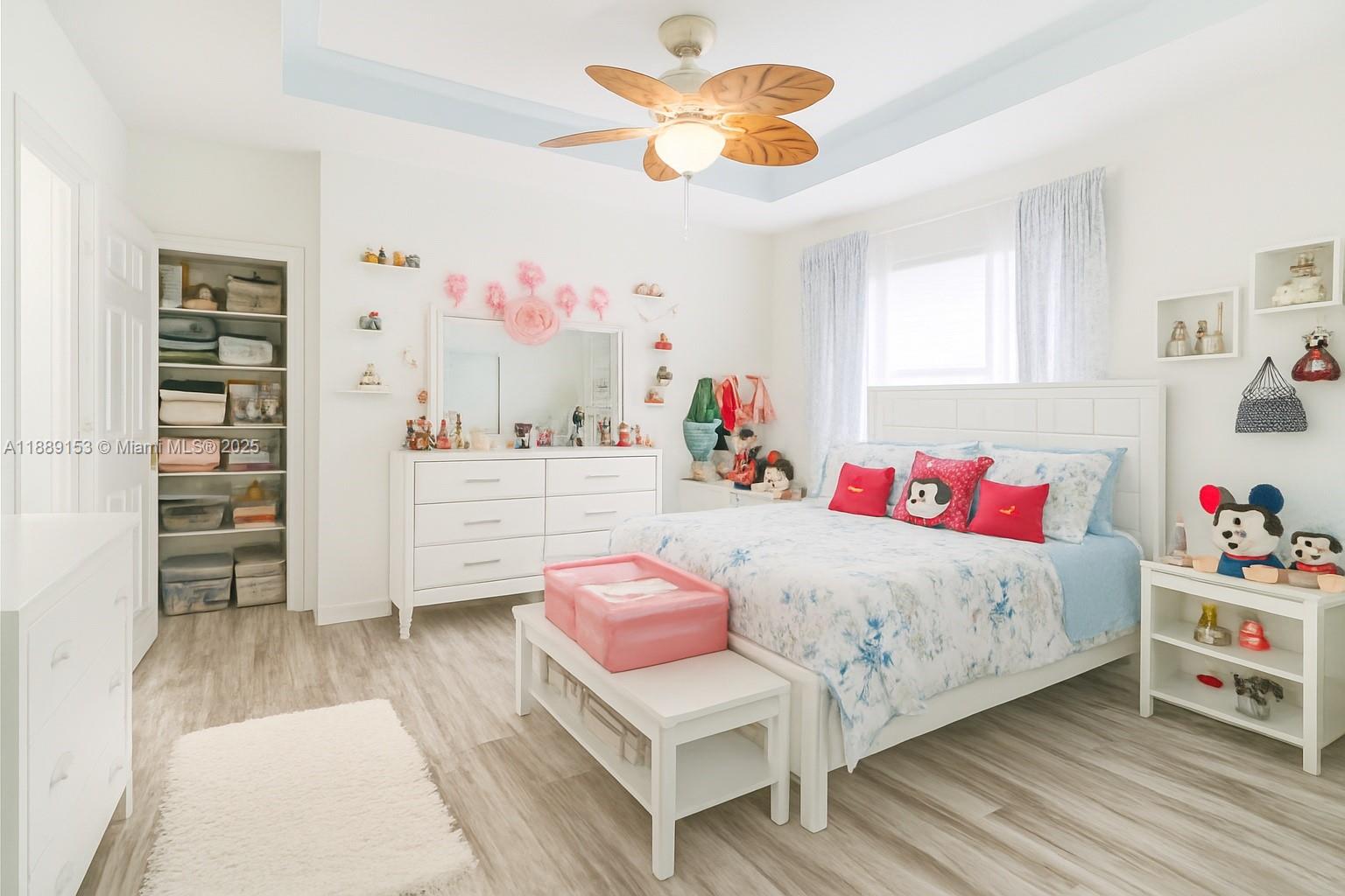 SILVER PALM EAST SEC FOUR - Residential