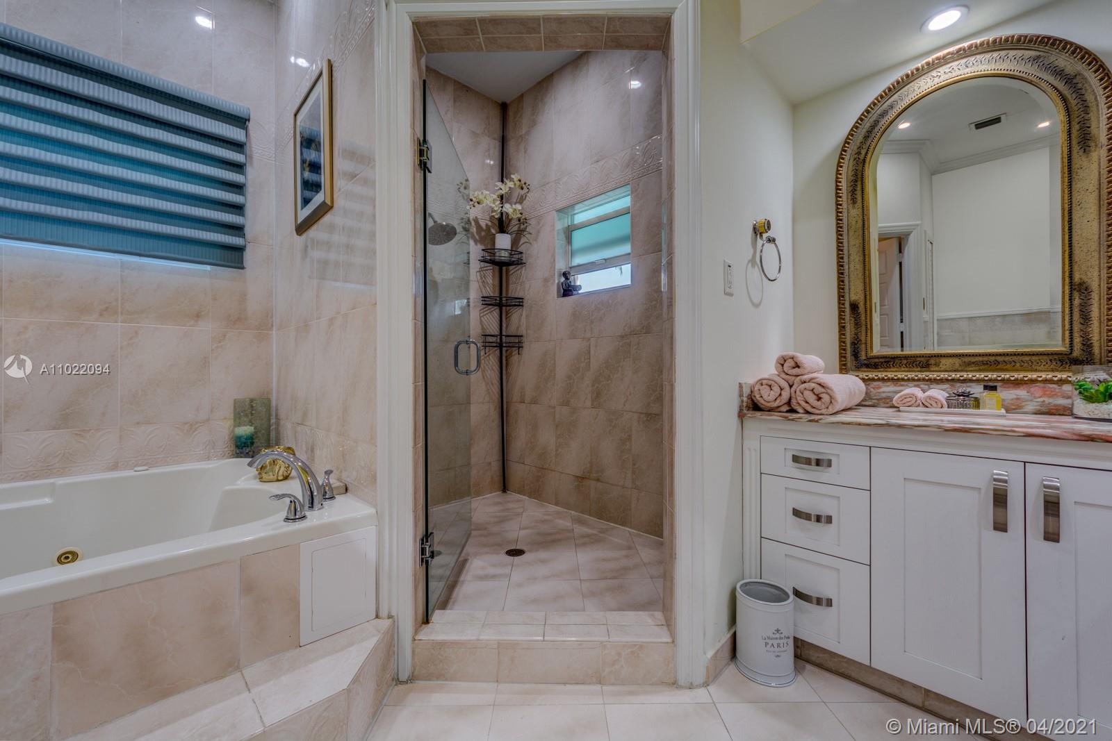 ATLANTIC ISLAND - Residential