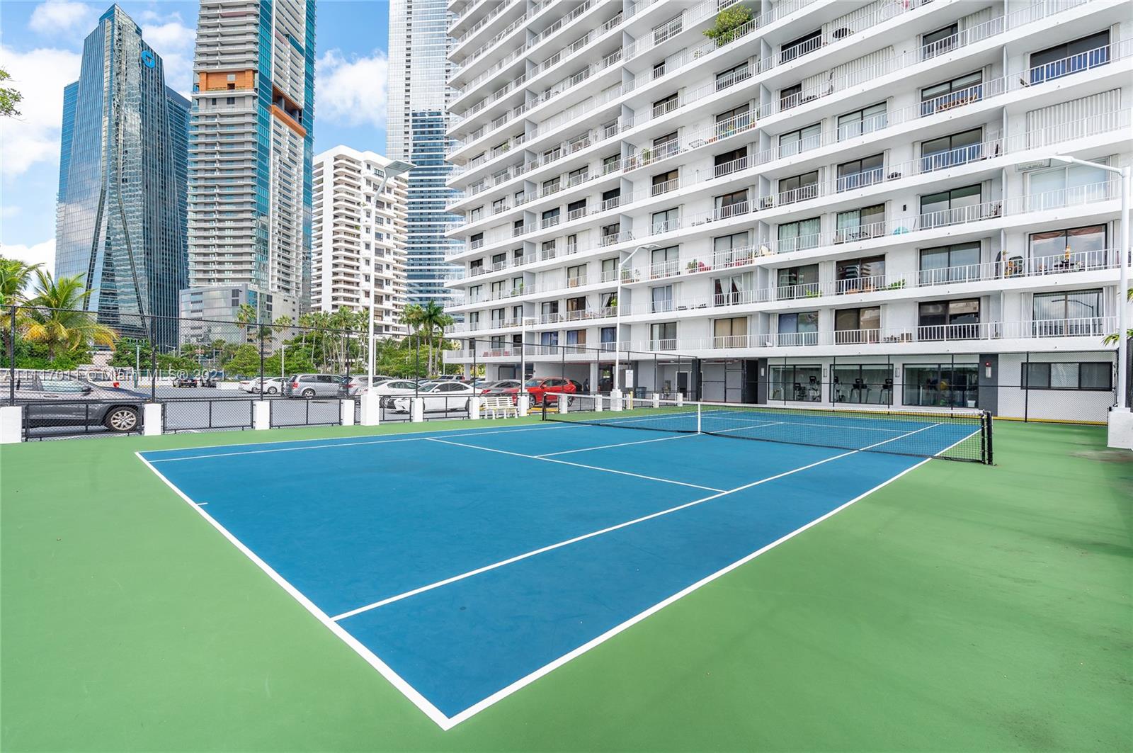 BRICKELL HARBOUR CONDO - Residential Lease