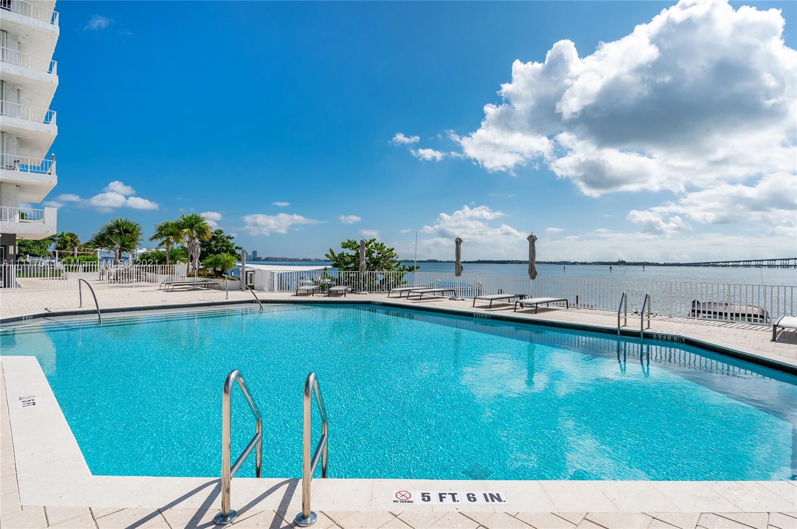 BRICKELL HARBOUR CONDO - Residential Lease