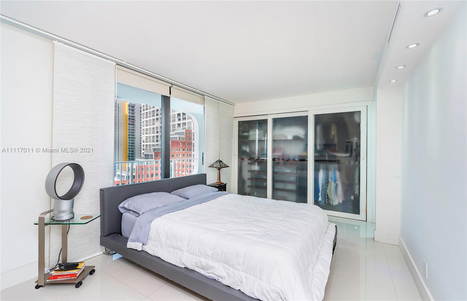 BRICKELL HARBOUR CONDO - Residential Lease