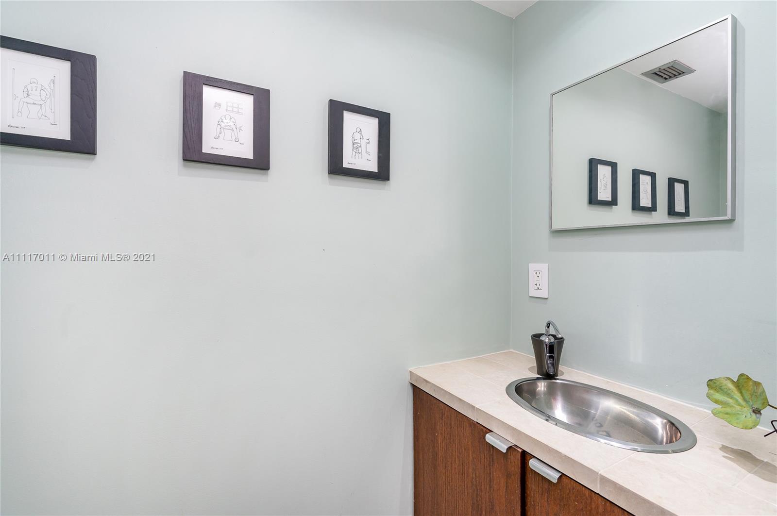 BRICKELL HARBOUR CONDO - Residential Lease