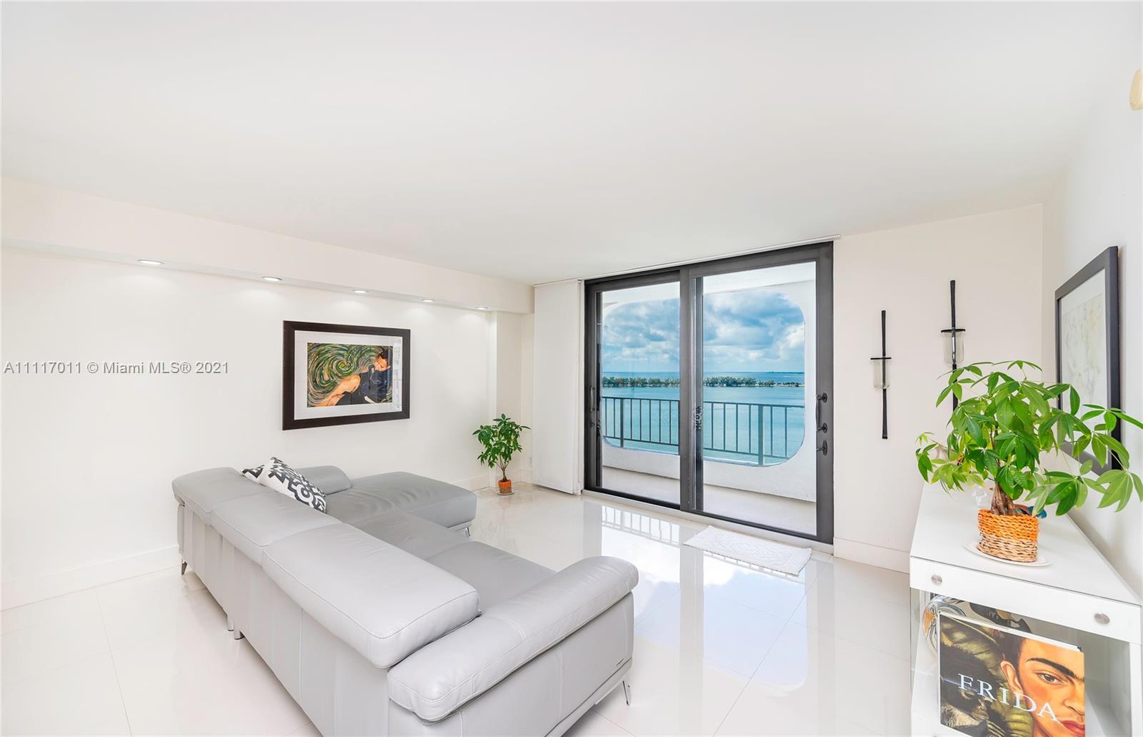 BRICKELL HARBOUR CONDO - Residential Lease