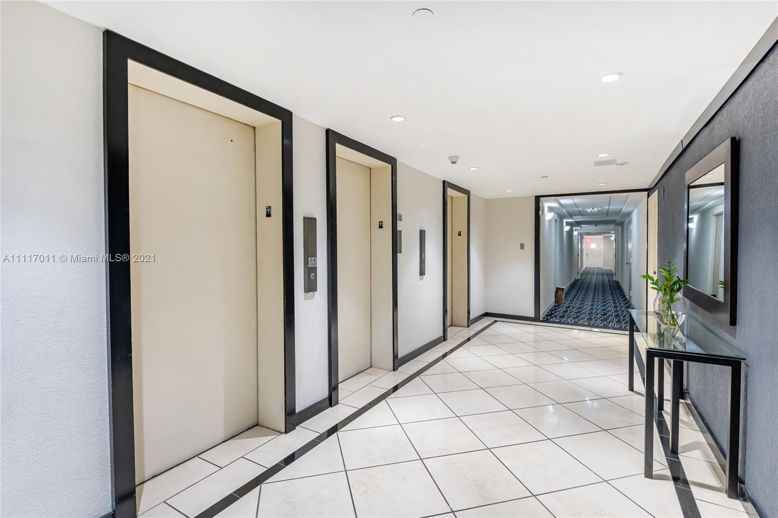 BRICKELL HARBOUR CONDO - Residential Lease