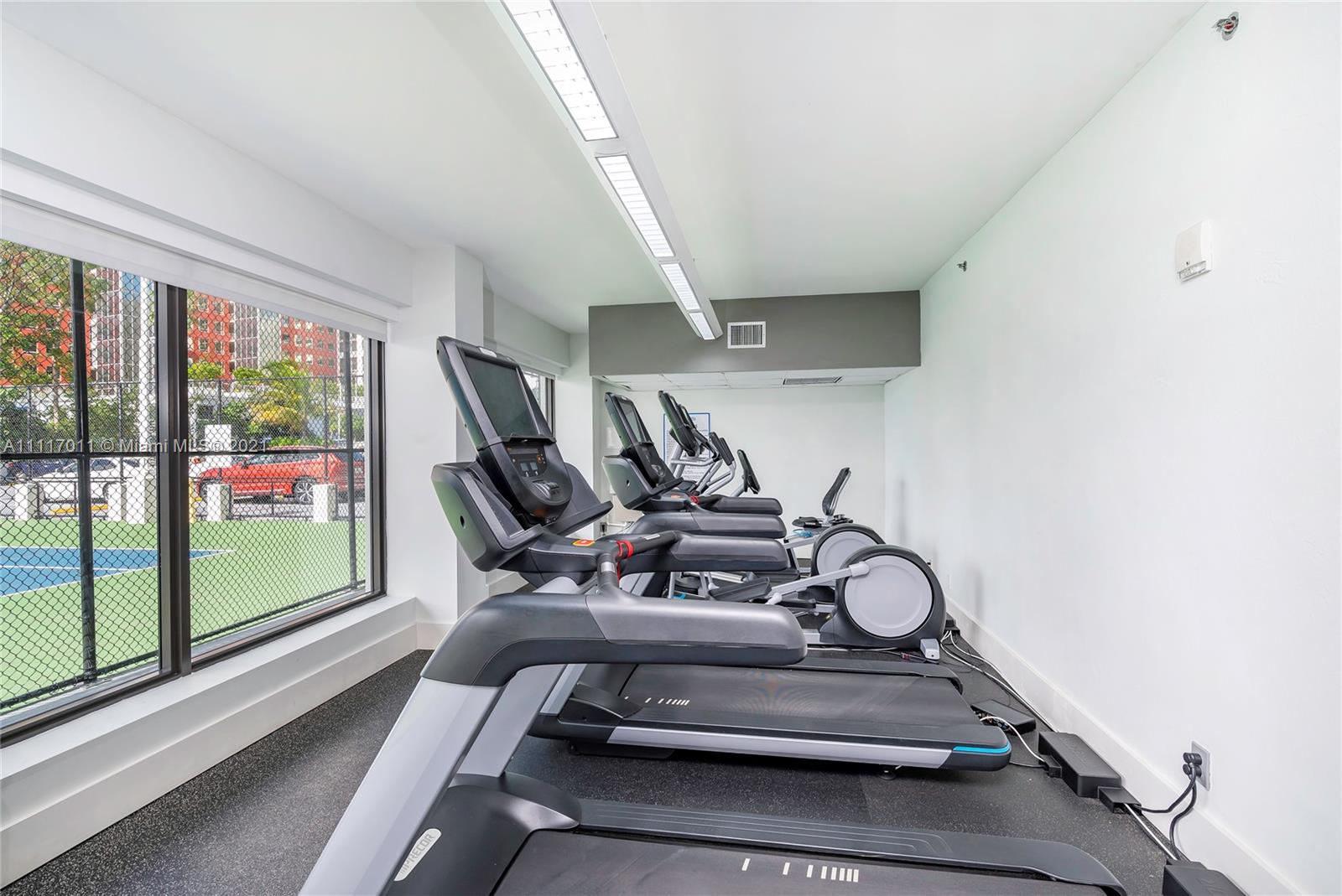 BRICKELL HARBOUR CONDO - Residential Lease