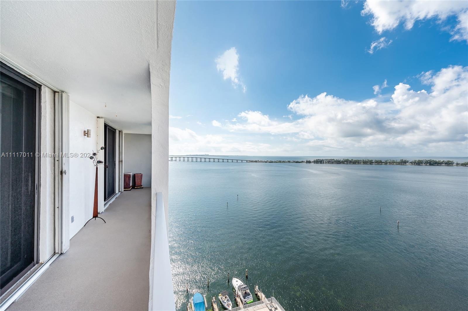BRICKELL HARBOUR CONDO - Residential Lease