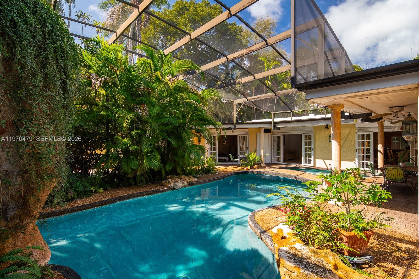 FOUR-WAY LODGE ESTATES - Land