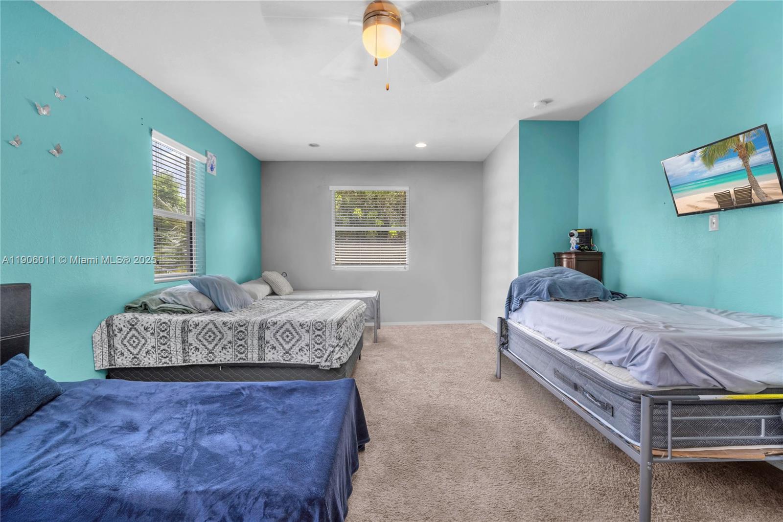 VENTANAS AT HOMESTEAD - Residential Lease