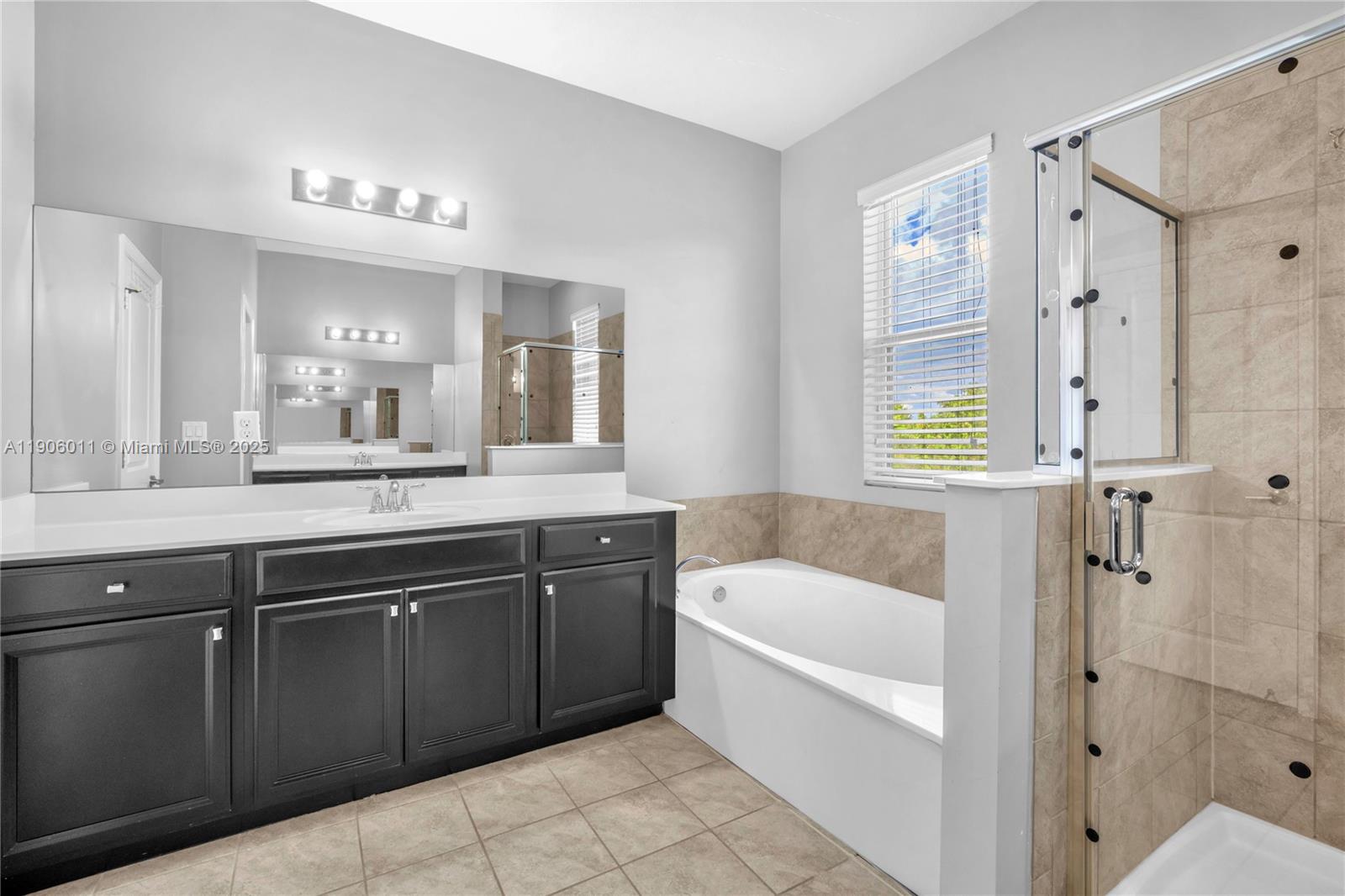 VENTANAS AT HOMESTEAD - Residential Lease