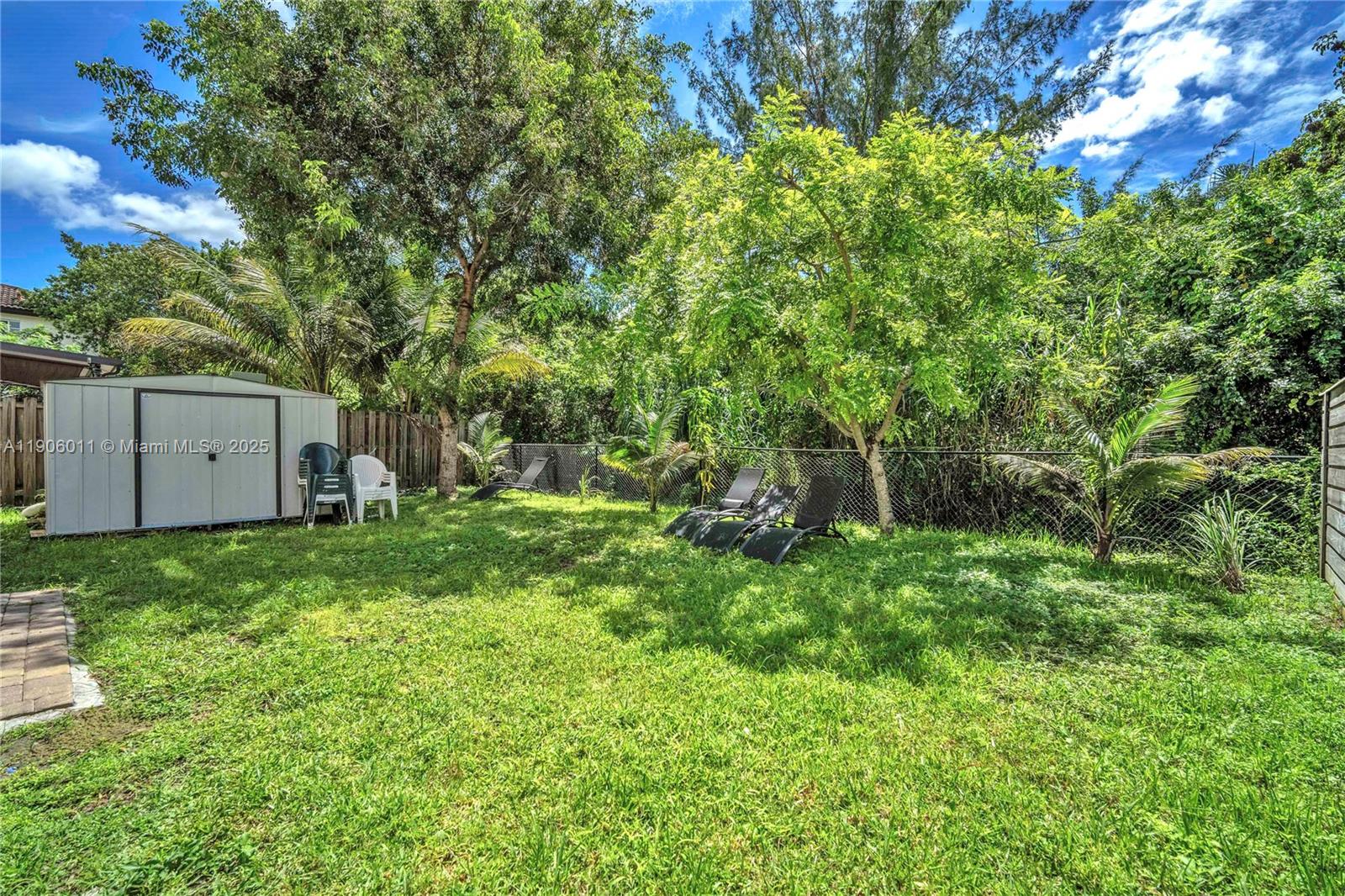 VENTANAS AT HOMESTEAD - Residential Lease