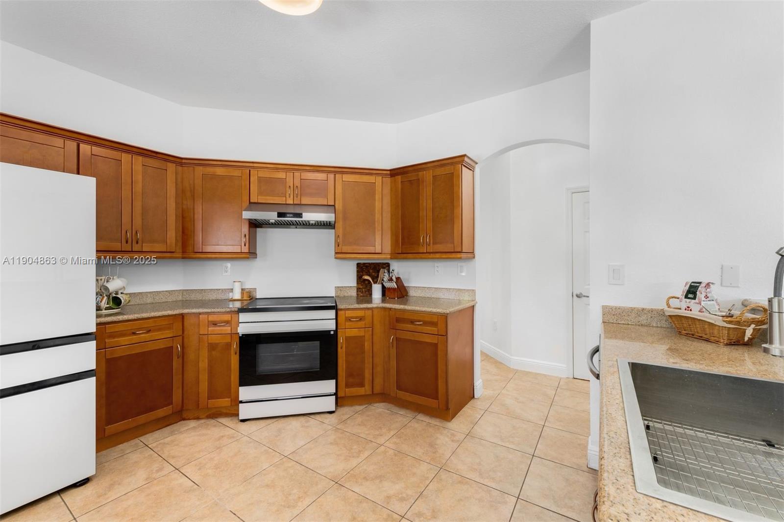 VICTORIA BAY ESTATES - Residential