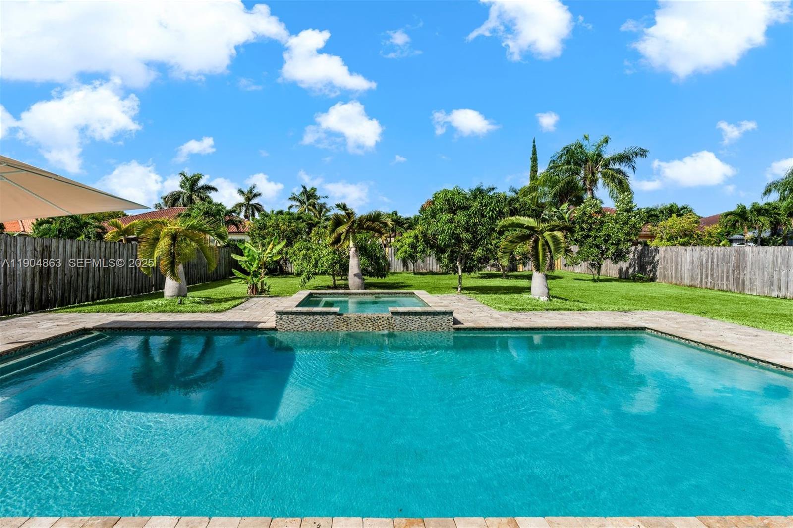 VICTORIA BAY ESTATES - Residential