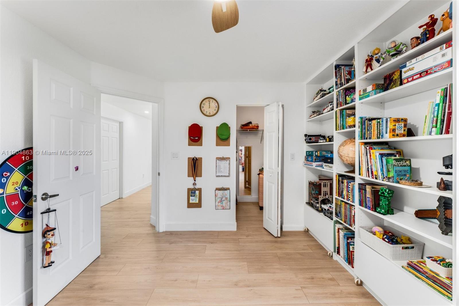 VICTORIA BAY ESTATES - Residential