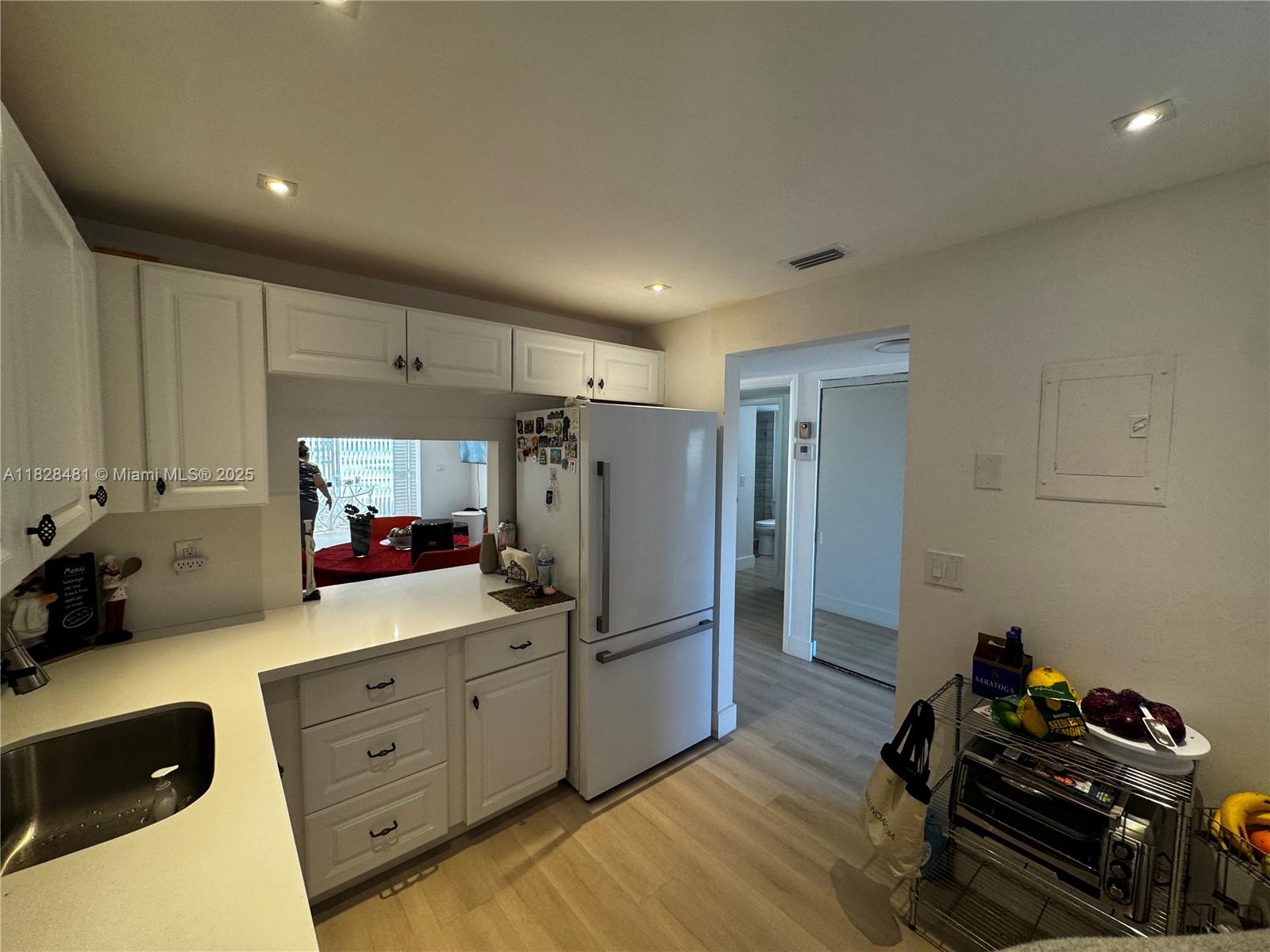 VILLAGES OF ORIOLE ABBEY - Residential