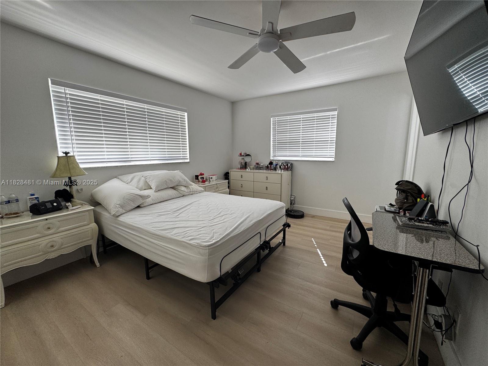 VILLAGES OF ORIOLE ABBEY - Residential