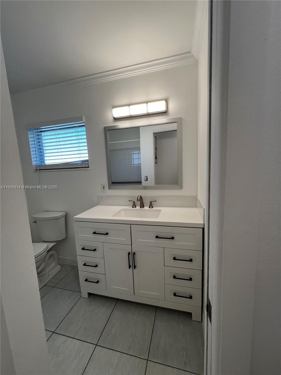 CRESTHAVEN VILLAS 14 COND - Residential