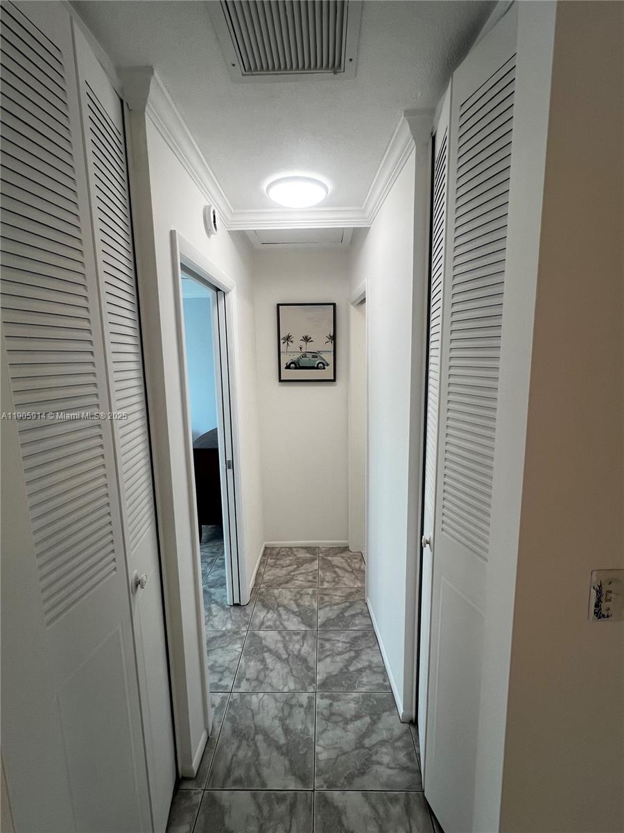 CRESTHAVEN VILLAS 14 COND - Residential