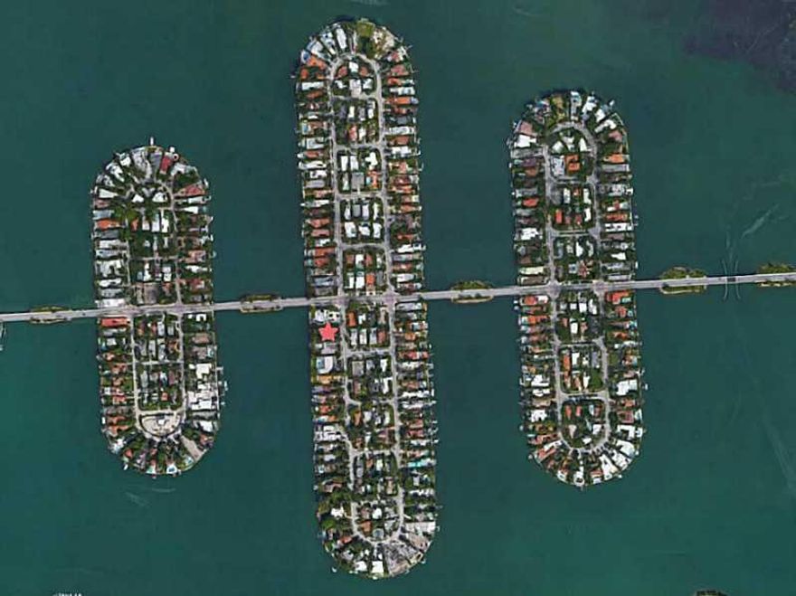 OVERSIZED WATERFRONT LOT FACING WEST TO ENJOY THE MAGICAL VENETIAN ISLAND SUNSETS! Boaters will enjoy 90' of Bayfront. APPROVED & PERMITED PLANS by ARCHITECT MAX STRANG under Miami Beach OLD CODE for a larger home w 8,488 Adj Gross SF & Expansive 1,100 SF  ROOFTOP TERRACE w Elevator access both no longer allowed. Opportunity to customize interior finishes. Infinity Edge Pool & Ipe Wood Summer Kitchen; Fleetwood Sliding Door System & huge Covered Terraces for Indoor-Outdoor Entertaining; 7 Bedroom Home.