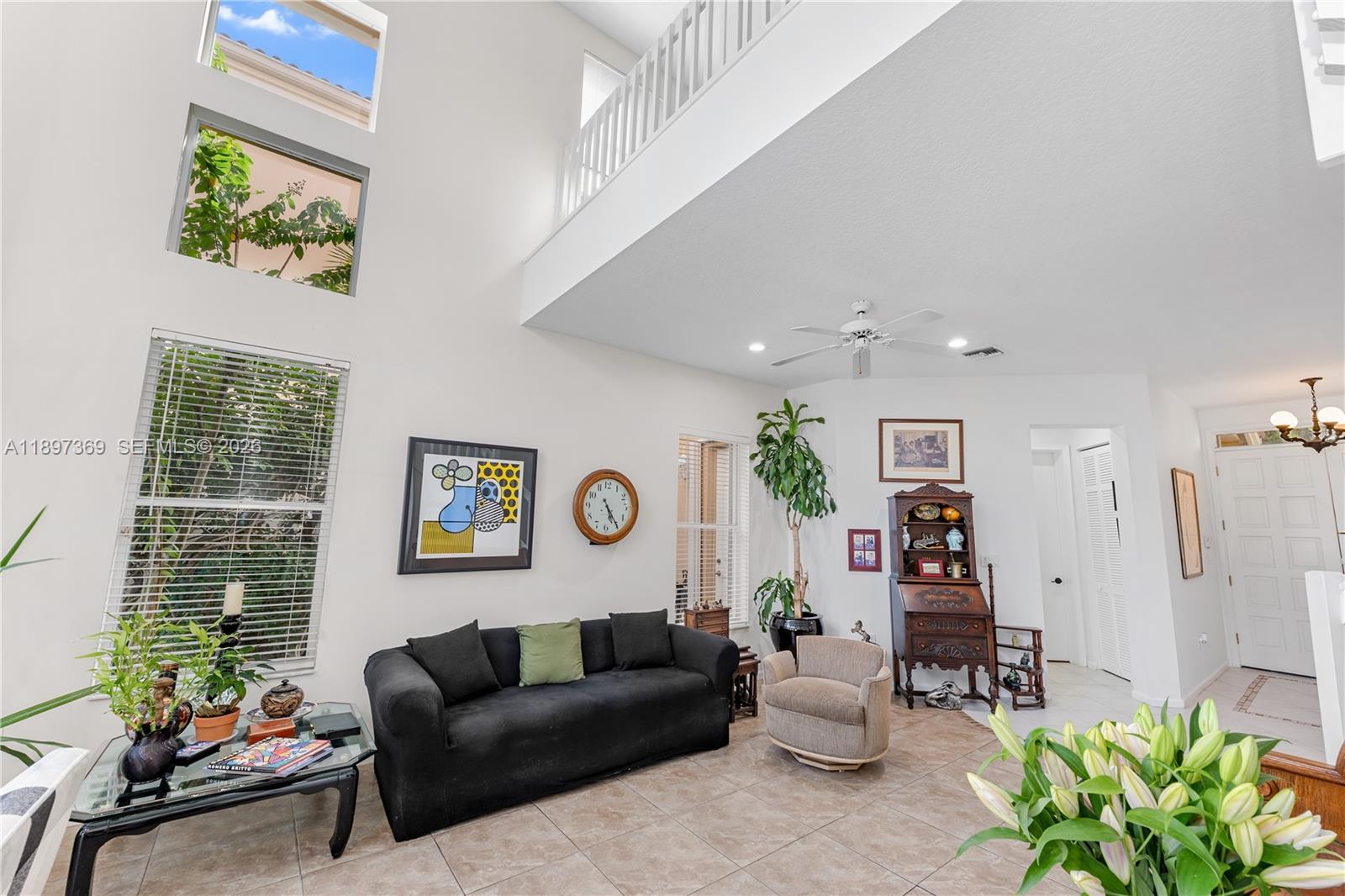 ISLAND WAY - Residential